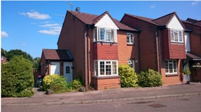 1 Bedroom House To Rent In Maidenbower, RH10