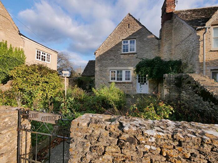 3 Bedroom Semi Detached House To Rent In Meysey Hampton, GL7