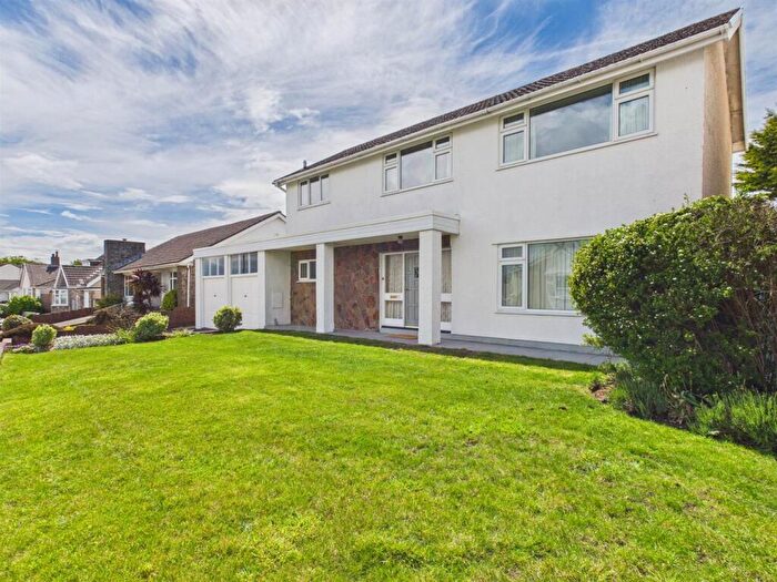 3 Bedroom Detached House For Sale In Fitzhamon Road, Porthcawl, CF36