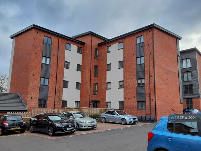 2 Bedroom Flat To Rent In Ascot Way, Birmingham, B31