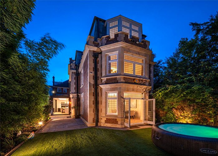 6 Bedroom Detached House For Sale In Frognal, Hampstead, London, NW3