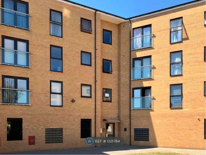 2 Bedroom Flat To Rent In Dock Road, Tilbury, RM18