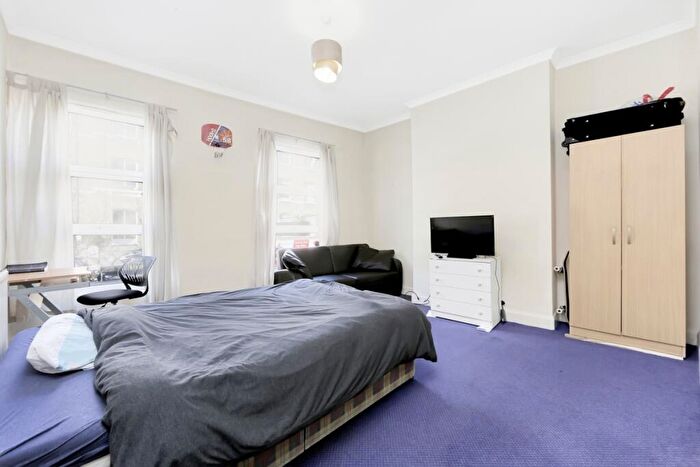 1 Bedroom Flat To Rent In Hornsey Road, Archway, N19