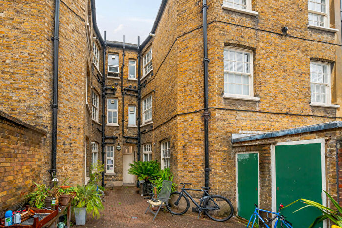 1 Bedroom Apartment To Rent In Wooler Street, London, SE17