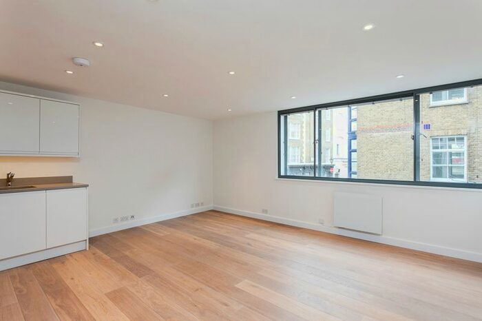 2 Bedroom Flat To Rent In Wellington Court, Shelton Street, Covent Garden, WC2H