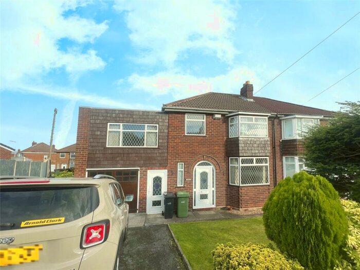 4 Bedroom Semi-Detached House To Rent In Clarence Street, Dudley, West Midlands, DY3