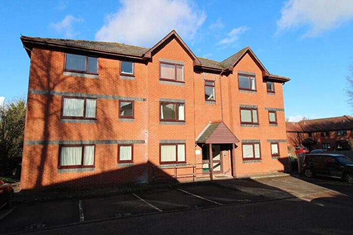 1 Bedroom Flat For Sale In Norris House London Road, Overton, RG25