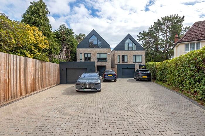 5 Bedroom Detached House For Sale In Greenwood Avenue, Poole, Dorset, BH14
