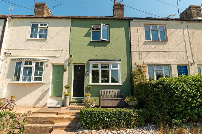 2 Bedroom Terraced House For Sale In Brambletree Cottages, Wouldham, ME1