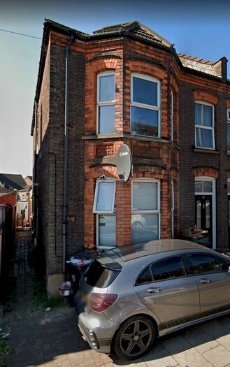 Studio To Rent In Leagrave Road, Luton, LU4