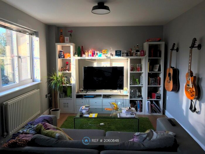 2 Bedroom Flat To Rent In Tower Mill Road, London, SE15