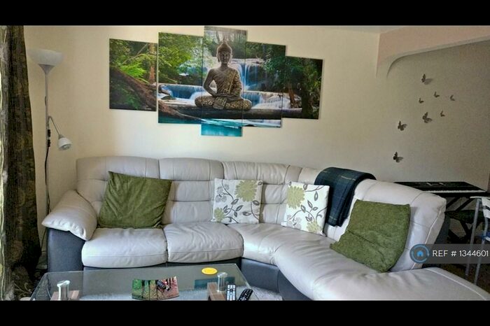 4 Bedroom Semi-Detached House To Rent In Clayburn Road, Hampton Centre, Peterborough, PE7