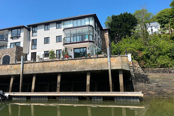 3 Bedroom Flat For Sale In Victoria Quay, Malpas, Truro, TR1