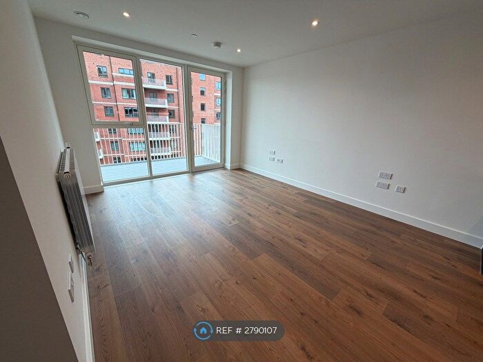 1 Bedroom Flat To Rent In Burrell House, London, SE28