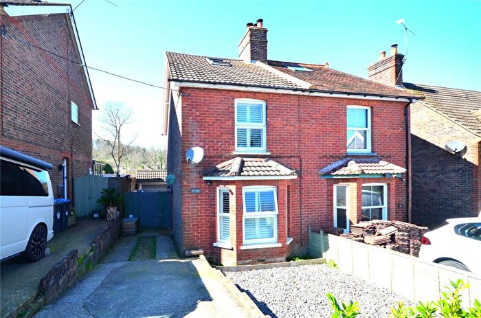 3 Bedroom Semi Detached House For Sale In Hamsey Road, Sharpthorne, East Grinstead, RH19