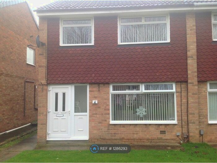 3 Bedroom Semi-Detached House To Rent In Duddon Sands, Middlesbrough TS5