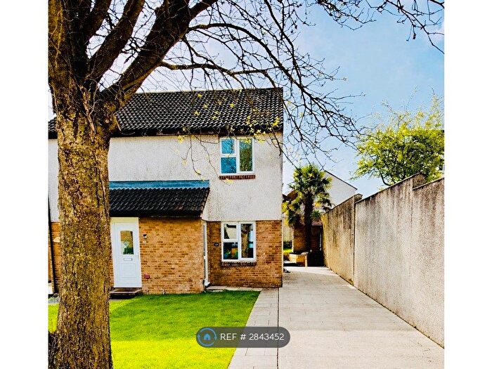 2 Bedroom Semi-Detached House To Rent In Little Oaks, Penryn, TR10