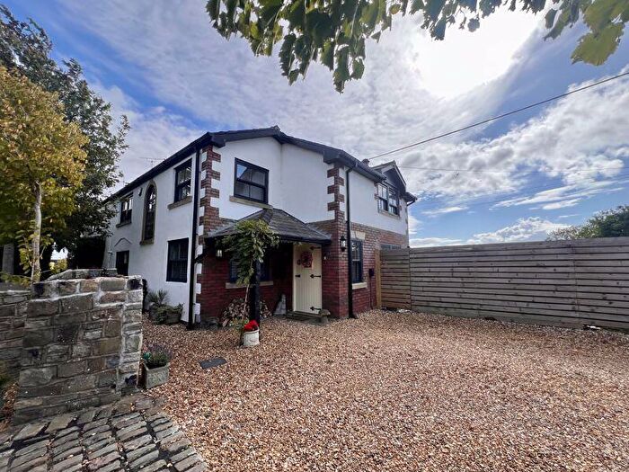 3 Bedroom Detached House To Rent In Golf Open - Morris Lane, Halsall - Sleeps, L39