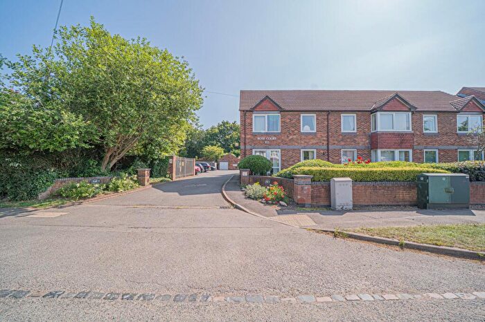 1 Bedroom Apartment For Sale In Kenilworth Road, Balsall Common, CV7