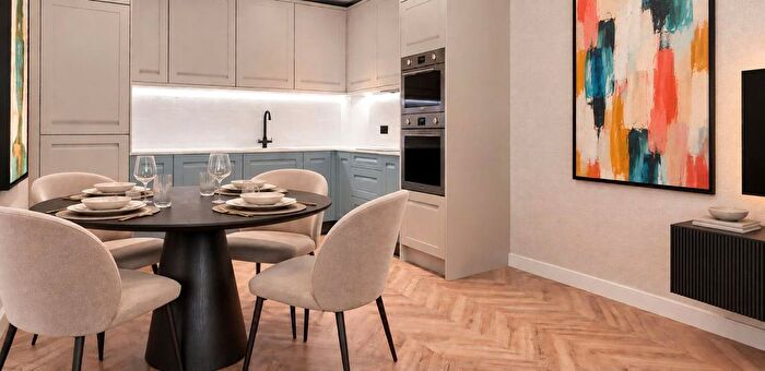 2 Bedroom Flat To Rent In Wheatfield Way, Royal Exchange, Kingston Upon Thames, KT1