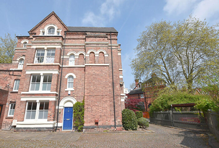 2 Bedroom End Of Terrace House To Rent In Albury Square, The Park, NG7