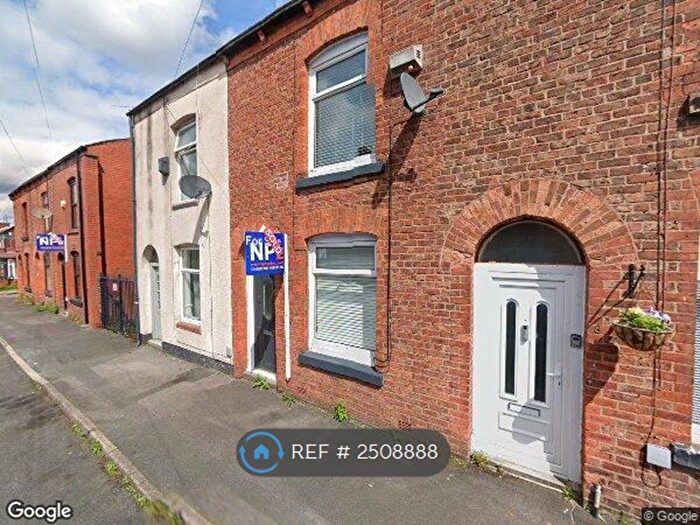 2 Bedroom Terraced House To Rent In Brown St, Oldham, M35
