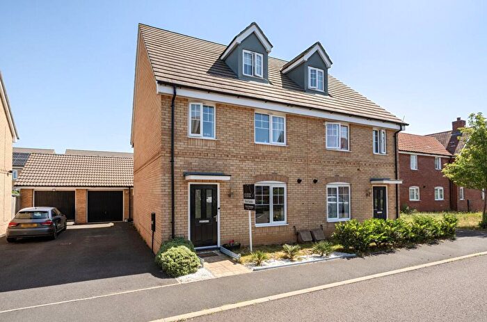3 Bedroom Semi-Detached House For Sale In Orion Drive, Norwich, NR5