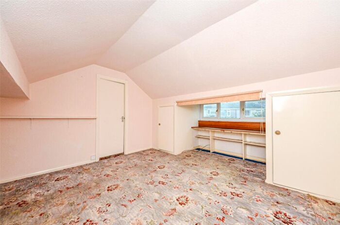 2 Bedroom Bungalow For Sale In Maes Y Glyn, Llanfairfechan, Conwy, LL33