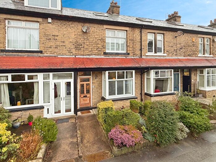 3 Bedroom Terraced House For Sale In Marlborough Road, Shipley, BD18