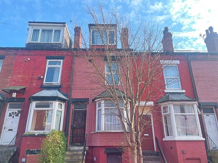 4 Bedroom Terraced House To Rent In Nowell Mount, Leeds, LS9