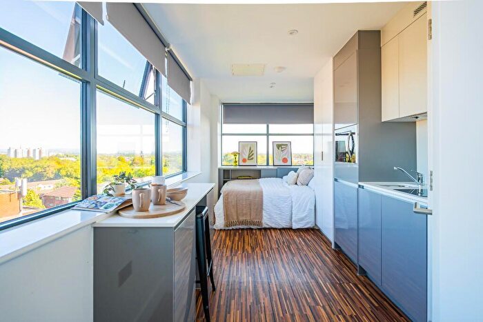 Studio To Rent In Westpoint, Chester Road, Manchester, Greater Manchester, M16