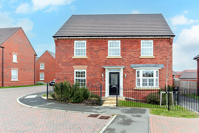 4 Bedroom Detached House For Sale In Hamlet Street, Wellingborough, NN8