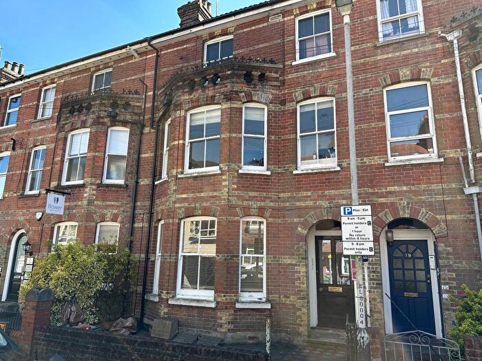 1 Bedroom Flat To Rent In Lime Hill Road, Tunbridge Wells, Kent, TN1