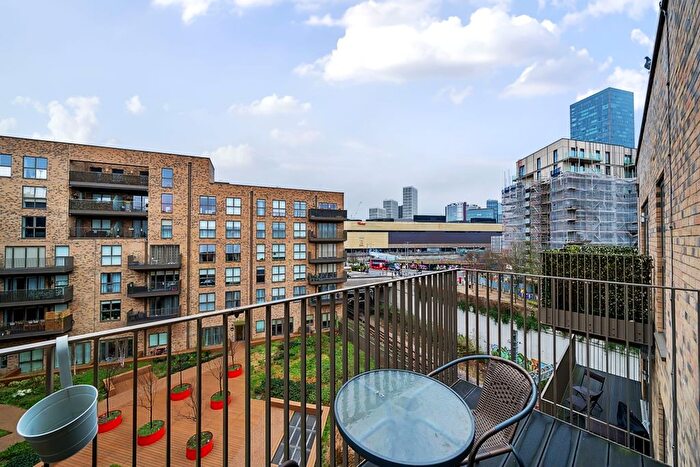 1 Bedroom Flat For Sale In Hudson Building, Prospect Row, London, E15