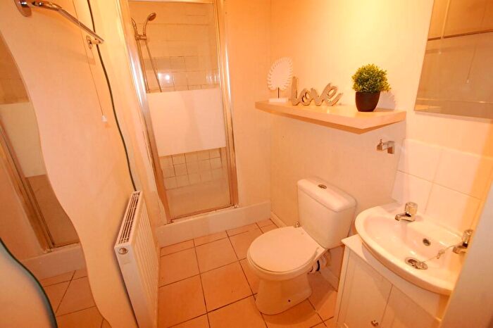 1 Bedroom Property To Rent In Ward Street - Student - -, DE22