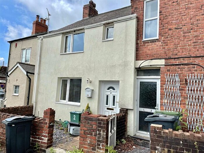 3 Bedroom Terraced House To Rent In Harwd Road, LL11