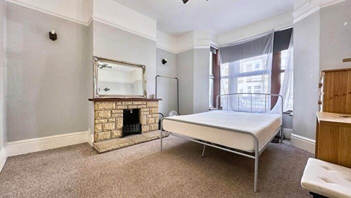 1 Bedroom House To Rent In Hinton Road, Bristol, BS16