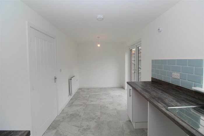 3 Bedroom Property To Rent In Rhodfa Hughes, Old St Mellons, Cardiff, CF3