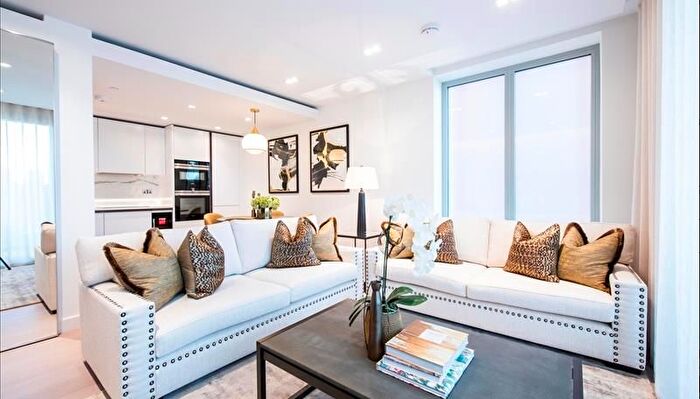 2 Bedroom Property To Rent In Edgware Road, London, W2