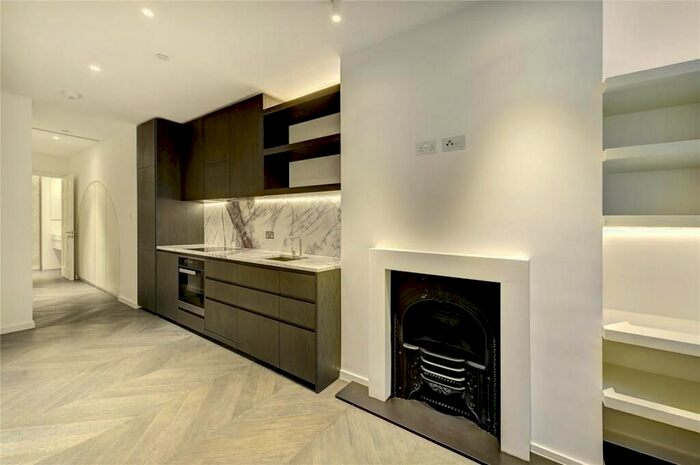 1 Bedroom Studio To Rent In Langham Street, Fitzrovia, W1W