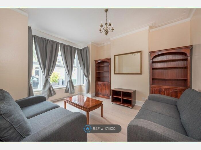 4 Bedroom Terraced House To Rent In Kay Road, London, SW9