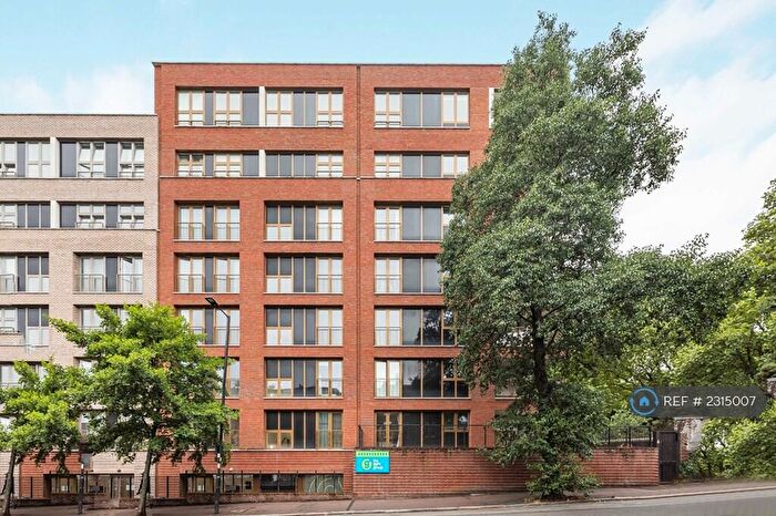 2 Bedroom Flat To Rent In Copper House, London, N7