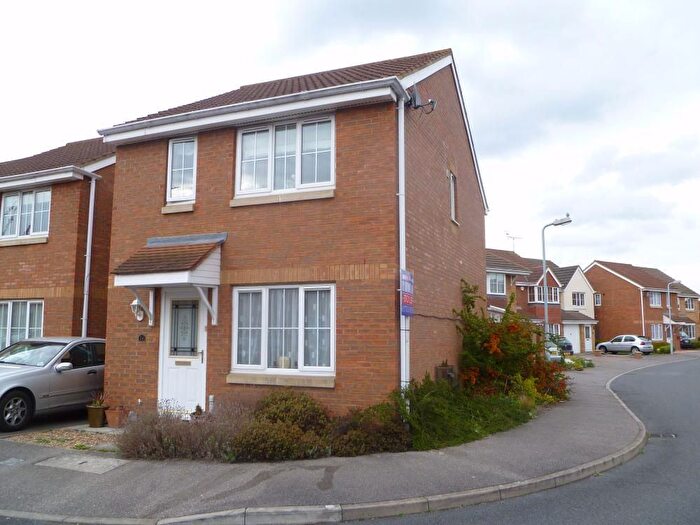 3 Bedroom Detached House To Rent In Deverills Way, Langley, SL3