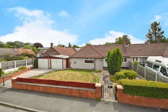 2 Bedroom Semi-Detached Bungalow For Sale In Laurel Crescent, Hollingwood, Chesterfield, S43