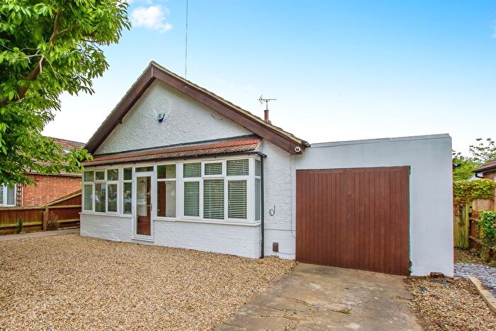 4 Bedroom Detached Bungalow For Sale In Fulbridge Road, Peterborough, PE4