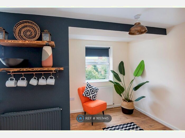 1 Bedroom Flat To Rent In Causeway, Banbury, OX16