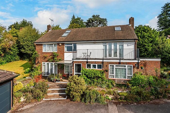 6 Bedroom Detached House For Sale In Oast Road, Oxted, RH8