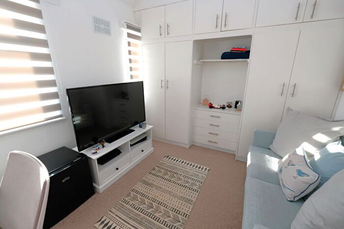3 Bedroom Terraced House For Sale In Bradburn Grove, Eccles, M30