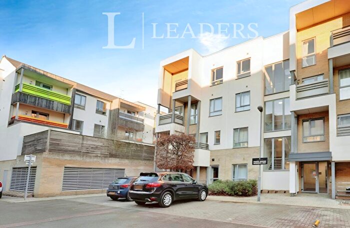 2 Bedroom Apartment To Rent In Glenalmond Avenue, Cambridge, CB2