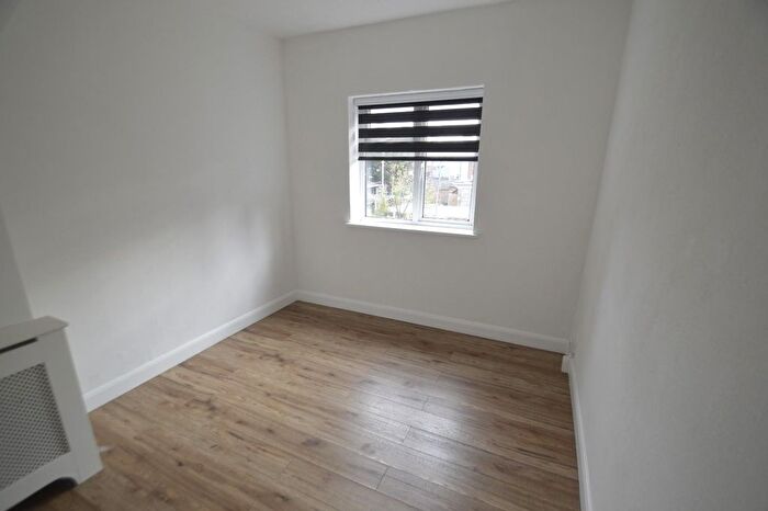 3 Bedroom End Of Terrace House For Sale In Downing Road, Dagenham, RM9